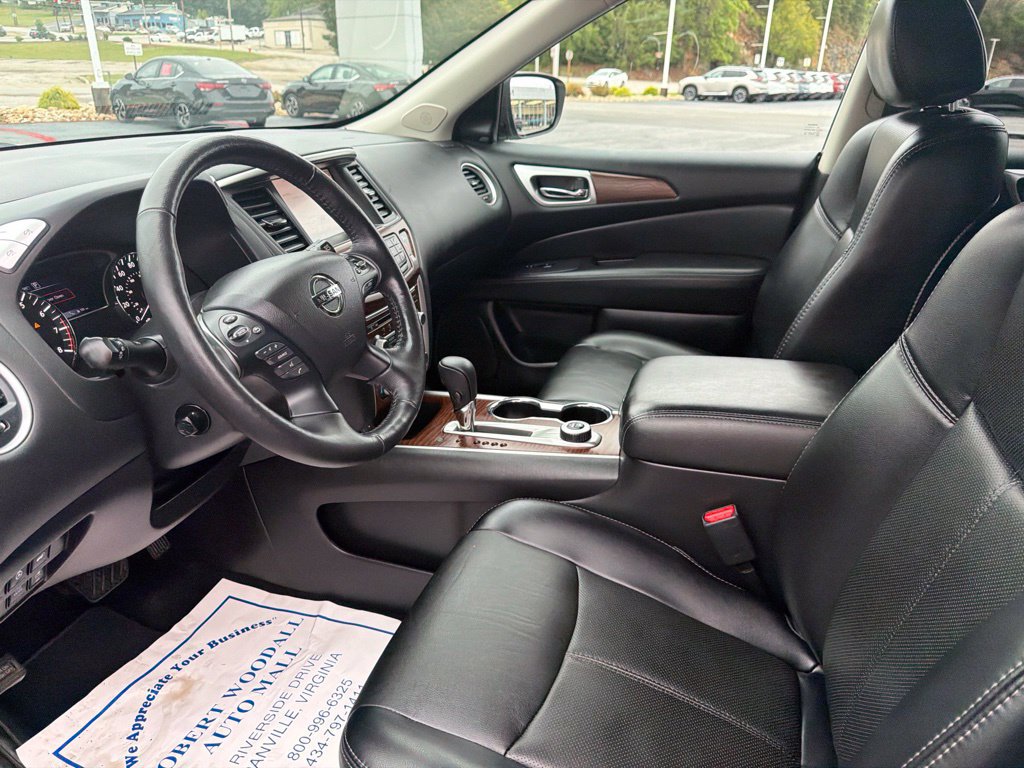Certified 2019 Nissan Pathfinder Platinum AWD/4WD image 18