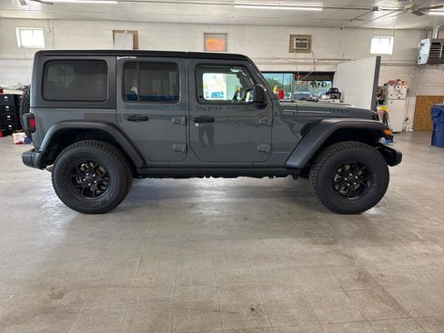 Used 2024 Jeep Wrangler Unlimited AWD/4WD image 83