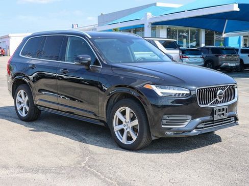 Used 2021 Volvo XC90 T5 Momentum w/ Protection Package Premier image 1