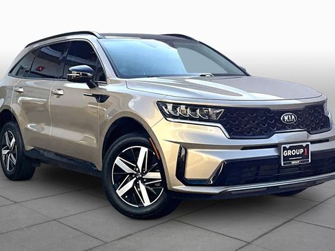 Used 2021 Kia Sorento S w/ Panoramic Sunroof Package FWD image 3