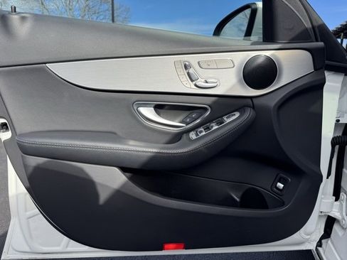 Used 2019 Mercedes-Benz C 300 4MATIC Sedan image 19