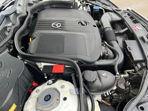 Used 2016 Mercedes-Benz E 250 Sedan image 57