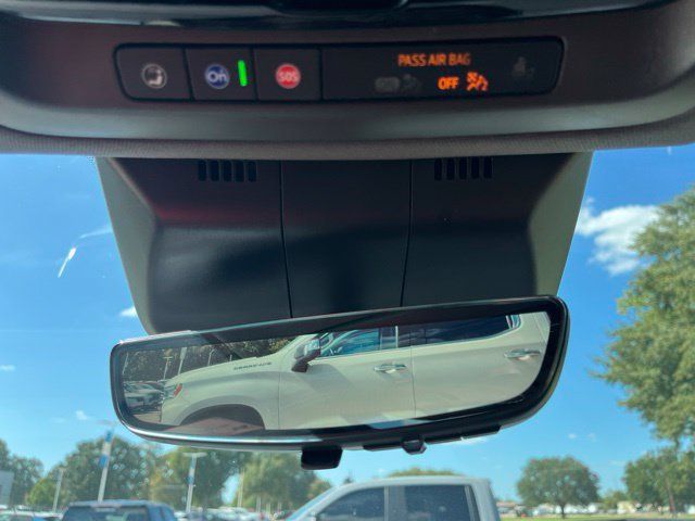 Used 2026 Cadillac Escalade ESV Luxury w/ Touring Package RWD image 36