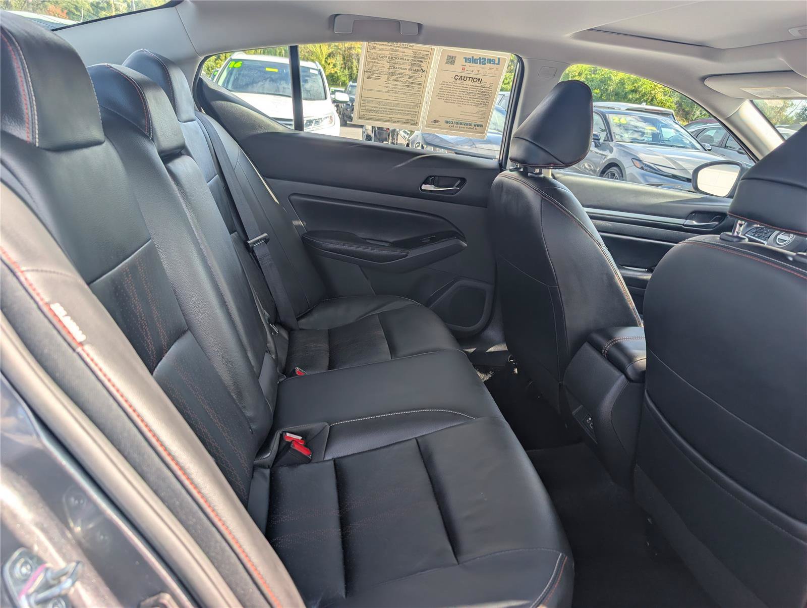 Used 2024 Nissan Altima 2.5 SR w/ SR Premium Package FWD image 12