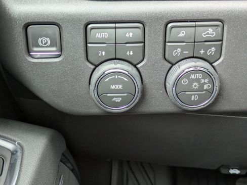 New 2026 Chevrolet Silverado 1500 LT Trail Boss w/ LT Trail Boss Premium Package image 15