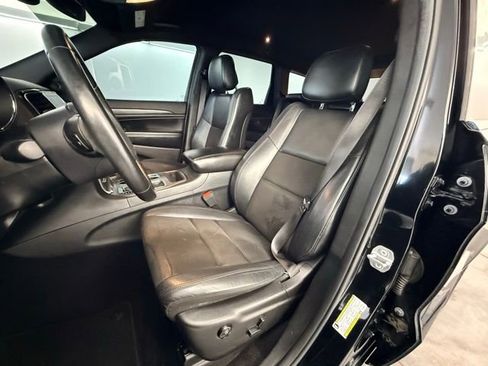 Used 2020 Jeep Grand Cherokee Altitude RWD image 14