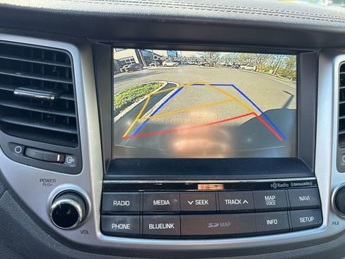 Used 2016 Hyundai Tucson Limited w/ Option Group 03 image 15