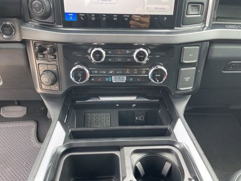 New 2025 Ford F250 Platinum image 19