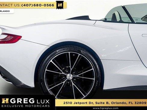 Used 2017 Aston Martin Vanquish S image 10
