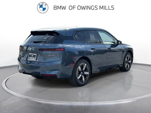 New 2026 BMW iX xDrive45 image 9