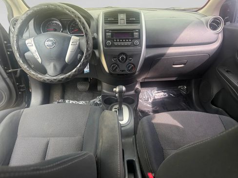 Used 2017 Nissan Versa SV FWD image 12