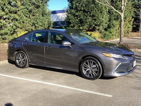 Certified 2024 Toyota Camry XLE w/ Cold Weather Package image 7