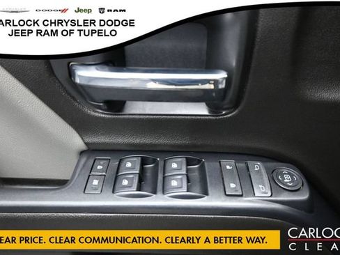 Used 2018 Chevrolet Silverado 1500 Custom w/ Custom Value Package AWD/4WD image 12