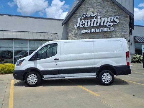 Used 2025 Ford Transit 250 Low Roof w/ Exterior Upgrade Package RWD image 2