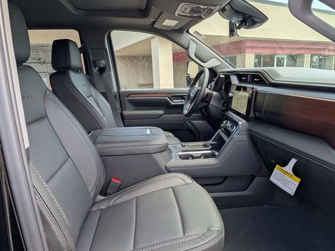 New 2026 GMC Sierra 3500 Denali w/ Denali Reserve Package AWD/4WD image 25