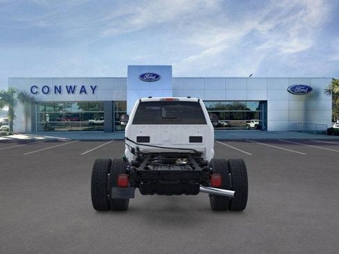 New 2026 Ford F550 4x4 Supercab Super Duty image 5