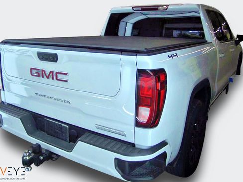 Used 2024 GMC Sierra 1500 Elevation image 3