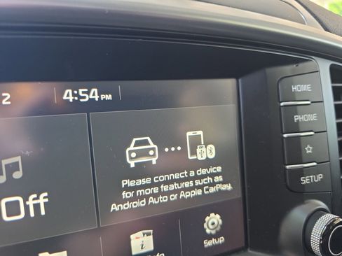 Used 2020 Kia Sorento L FWD image 14