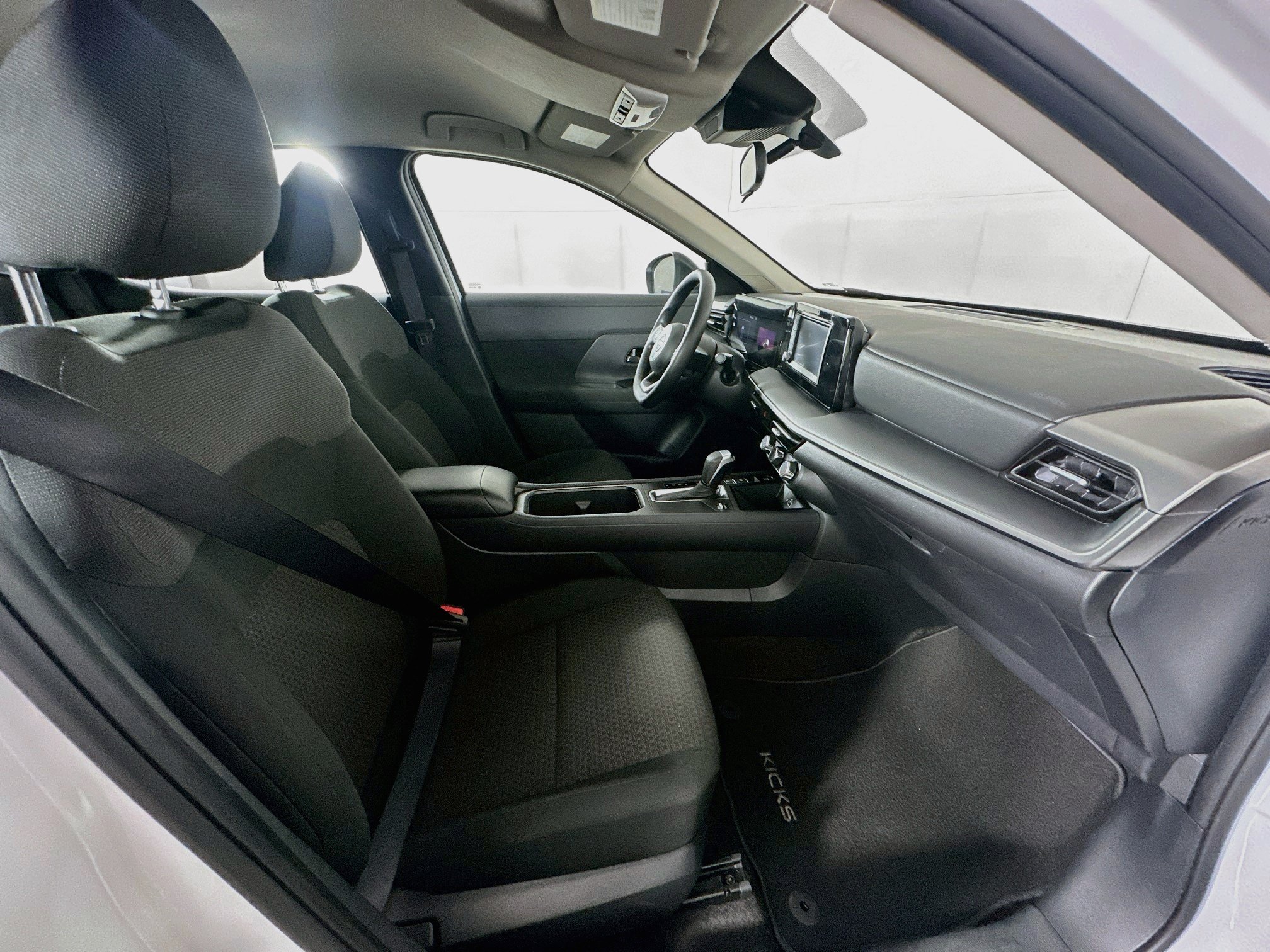 Used 2025 Nissan Kicks S FWD image 28