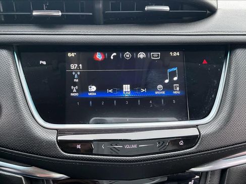 Used 2019 Cadillac XT5 Luxury image 31