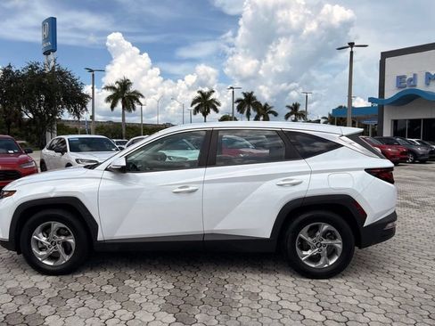 Used 2022 Hyundai Tucson SE FWD image 3