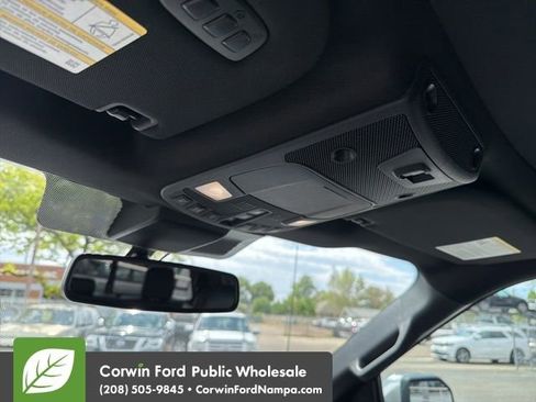 Used 2018 Ford F150 Platinum w/ Technology Package AWD/4WD image 19