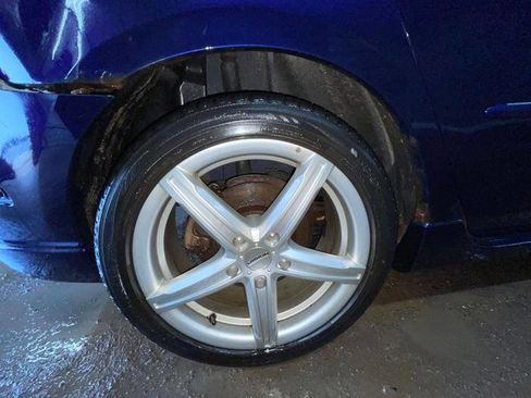 Used 2004 MAZDA MAZDA3 s w/ Moonroof & 6-CD Pkg image 16