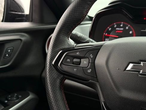 Used 2024 Chevrolet Trax RS image 10