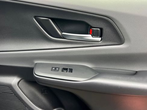 Certified 2024 Toyota Prius XLE image 18