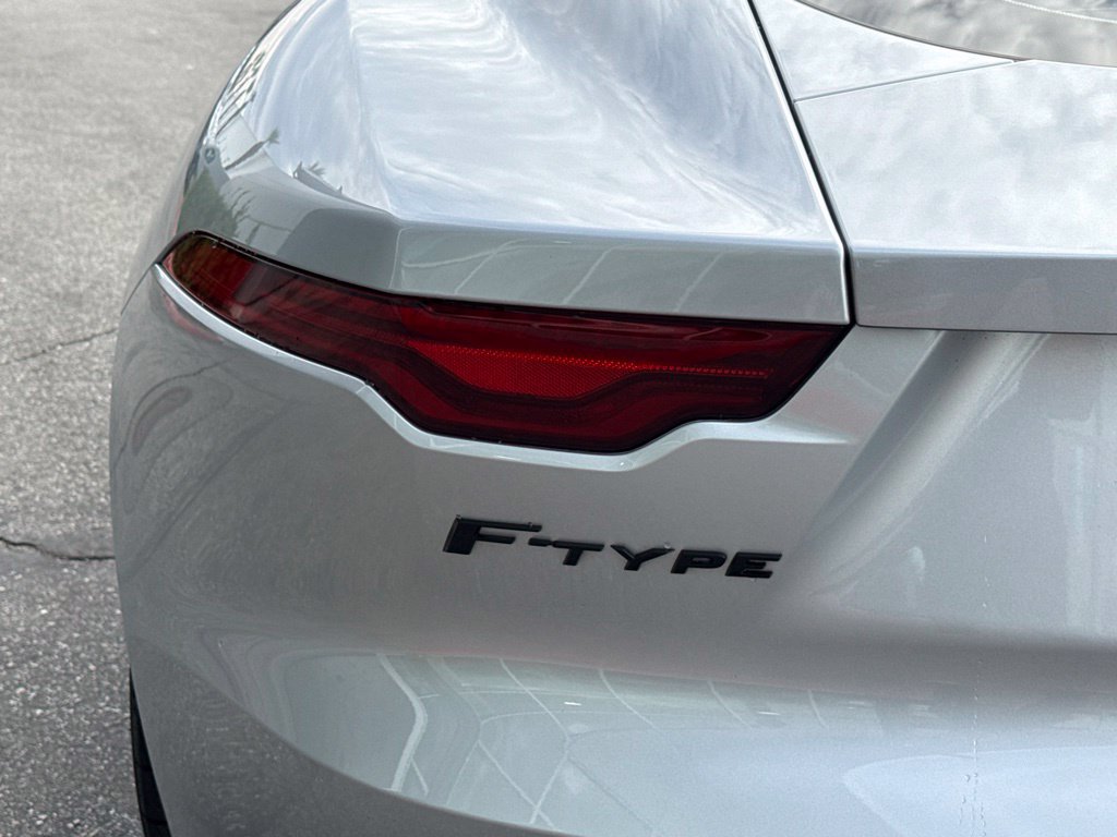 Used 2023 Jaguar F-TYPE Coupe RWD image 13
