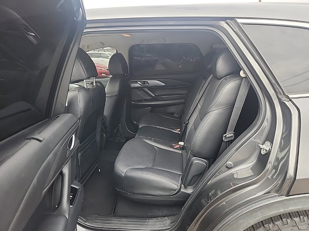 Used 2019 MAZDA CX-9 Touring w/ Touring Premium Package FWD image 20