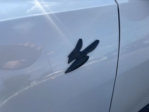 Used 2024 Dodge Hornet GT w/ GT Blacktop Package AWD/4WD image 11