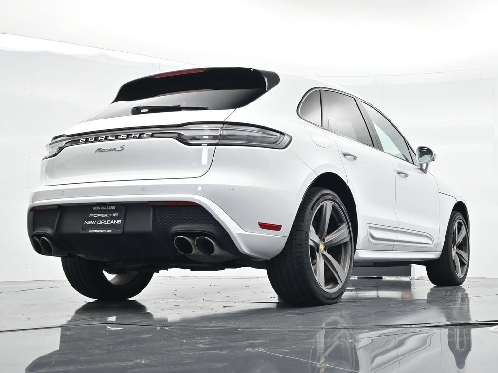 Certified 2026 Porsche Macan S AWD/4WD image 24