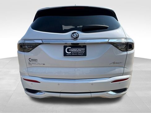 Certified 2024 Buick Enclave Avenir w/ Avenir Technology Package AWD/4WD image 5