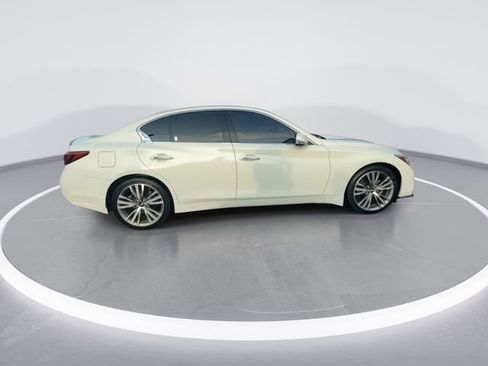 Used 2022 INFINITI Q50 Sensory image 9