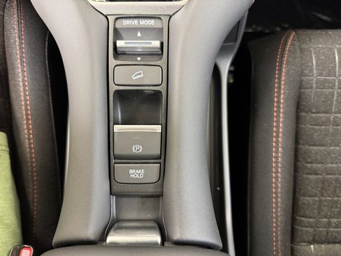 Used 2025 Honda HR-V Sport image 30