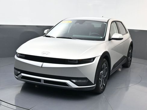 Certified 2024 Hyundai Ioniq 5 SEL image 7