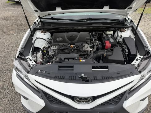 Used 2018 Toyota Camry SE w/ Moonroof Package FWD image 23