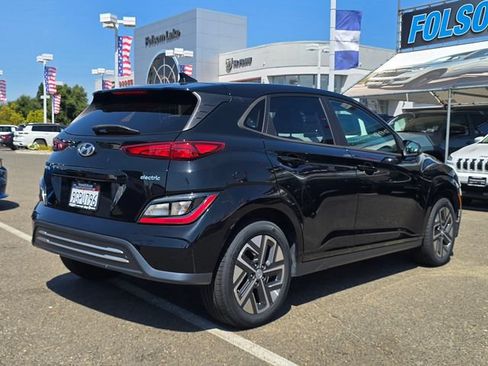 Used 2023 Hyundai Kona SEL FWD image 4