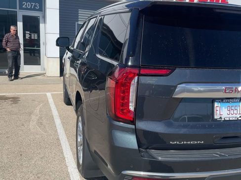 Used 2022 GMC Yukon Denali image 4