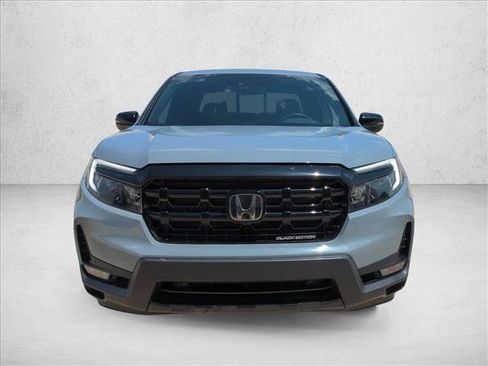 Used 2025 Honda Ridgeline Black Edition image 2