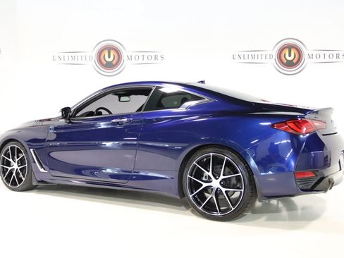 Used 2021 INFINITI Q60 3.0t Luxe w/ Essential Package RWD image 3