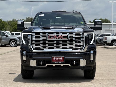 New 2025 GMC Sierra 2500 Denali w/ Denali Reserve Package image 7