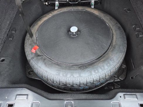 Used 2016 Land Rover Range Rover Supercharged image 39