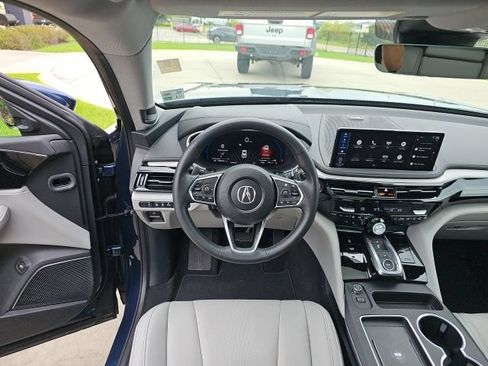 Used 2025 Acura MDX FWD w/ Technology Package image 27