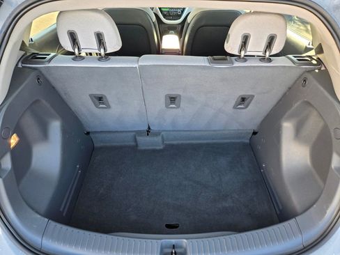 Used 2021 Chevrolet Bolt LT image 13
