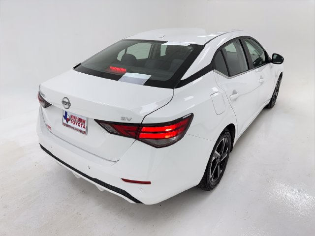 Used 2024 Nissan Sentra SV FWD image 40