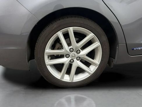 Used 2015 Lexus CT 200h FWD image 24