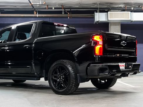 Used 2024 Chevrolet Silverado 1500 High Country w/ Midnight Edition AWD/4WD image 42