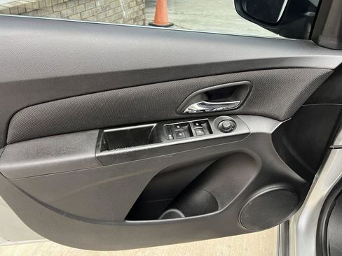 Used 2013 Chevrolet Cruze LT w/ RS Package image 14